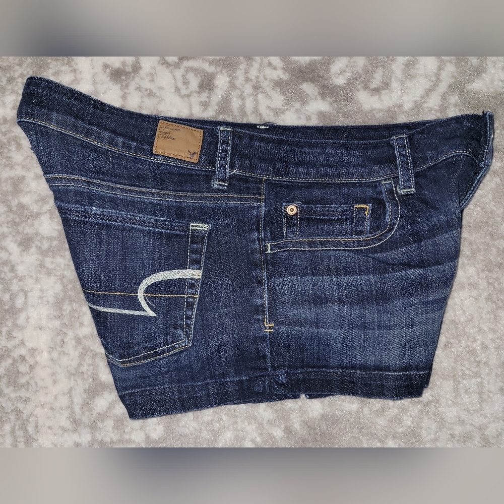 American Eagle Stretch Dark Wash Denim Shorts, Size 12 - Picture 3 of 6